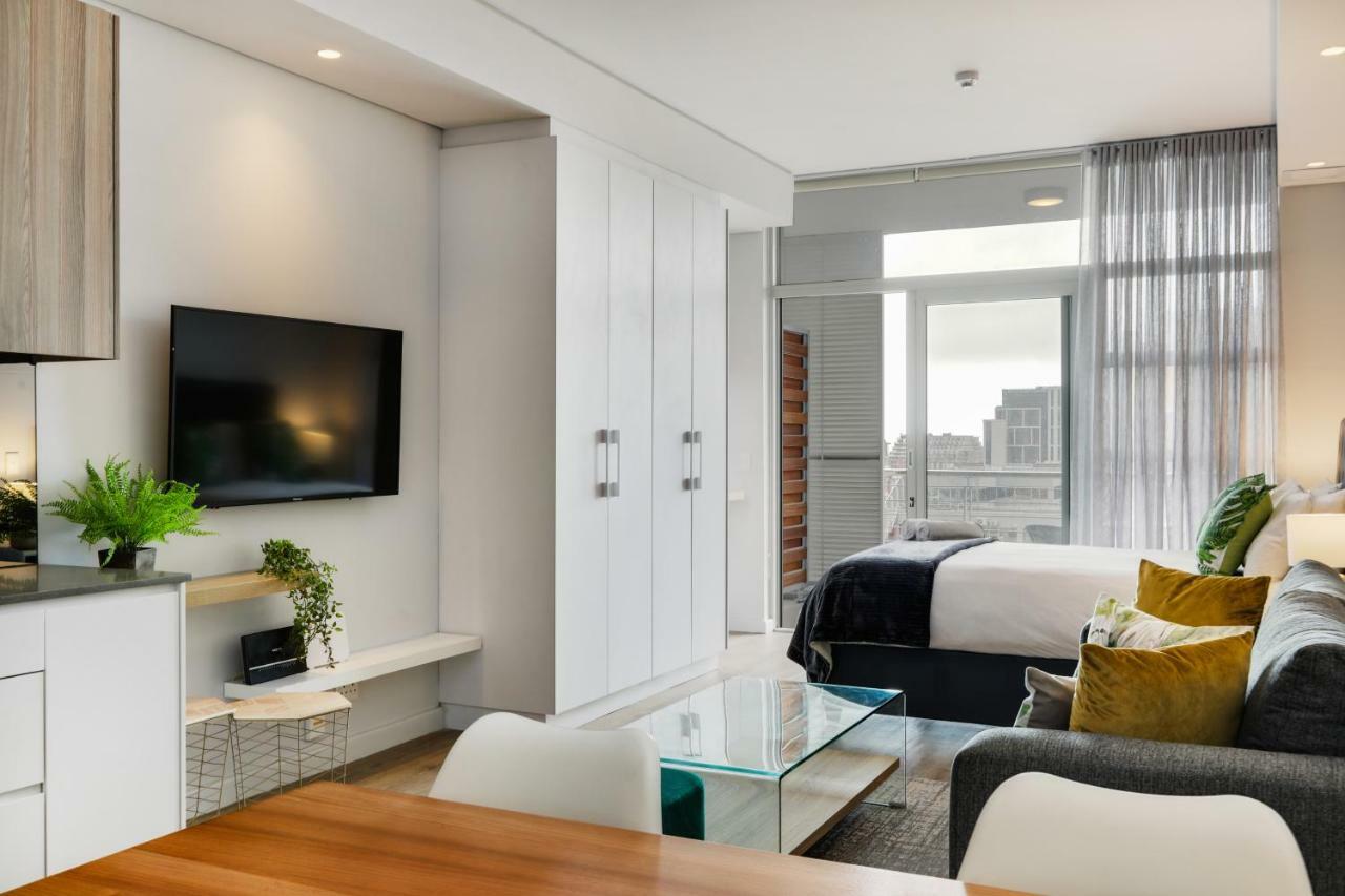 Backup-Power Eco Balcony Apartment Near Table Mountain Cape Town Exterior photo