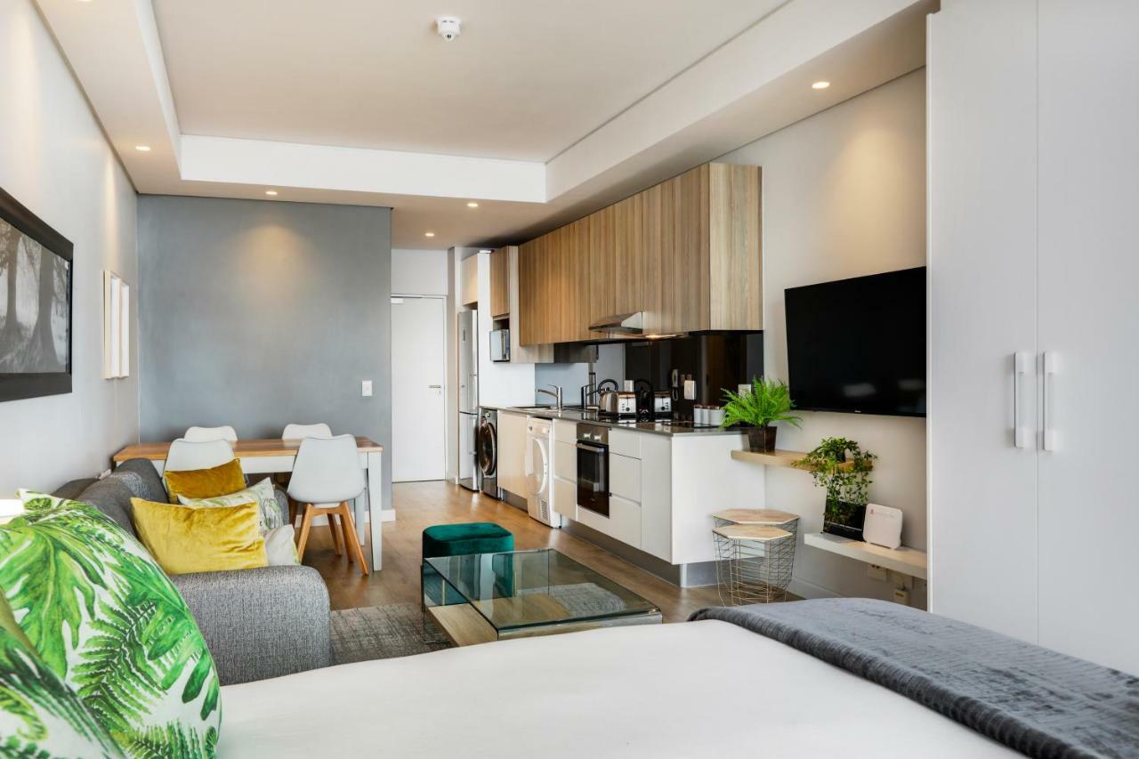 Backup-Power Eco Balcony Apartment Near Table Mountain Cape Town Exterior photo