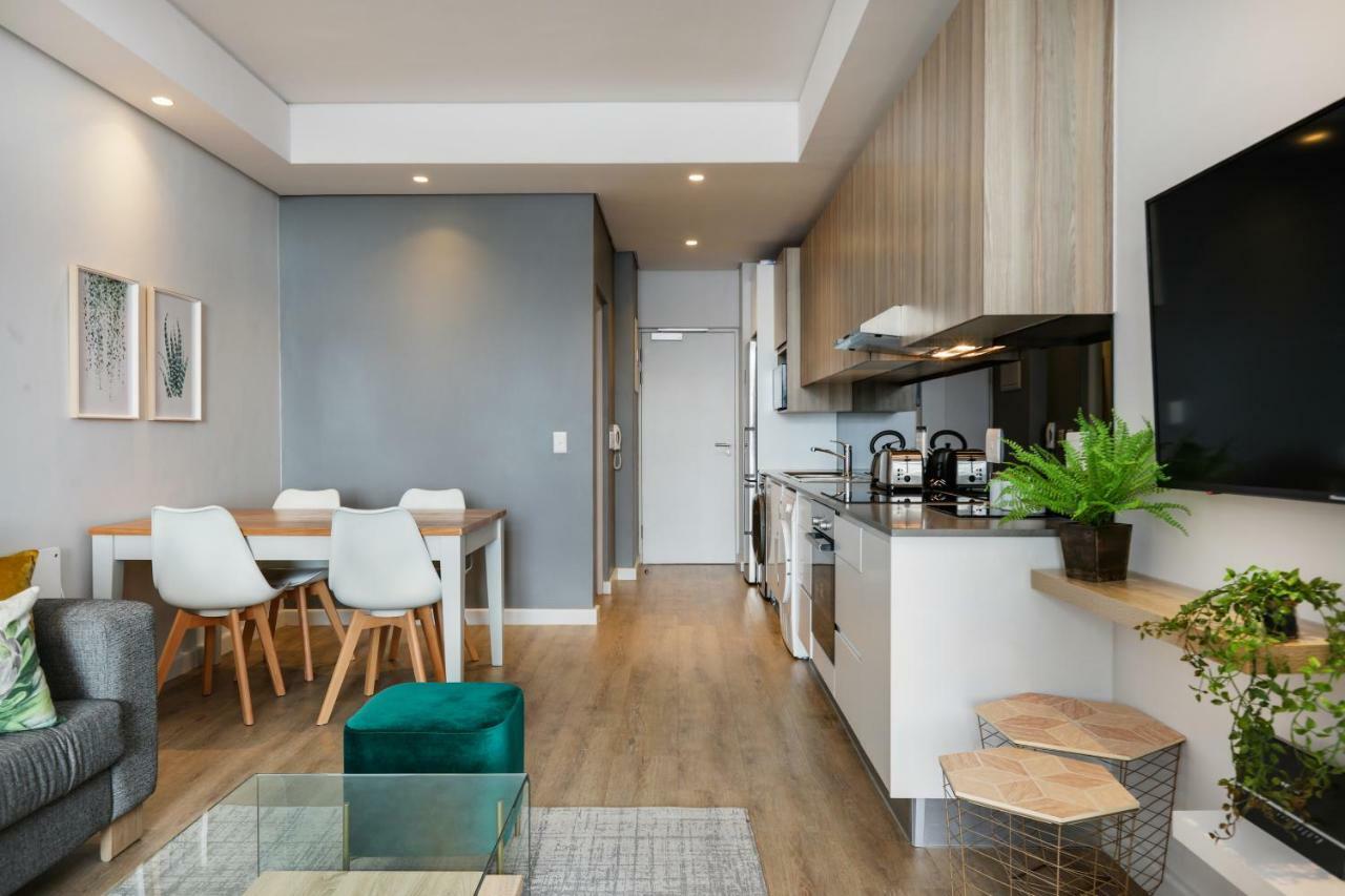 Backup-Power Eco Balcony Apartment Near Table Mountain Cape Town Exterior photo