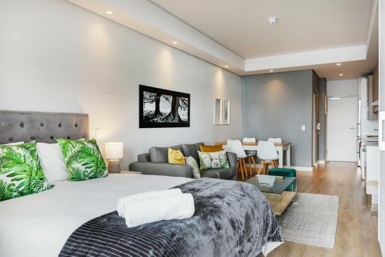 Backup-Power Eco Balcony Apartment Near Table Mountain Cape Town Exterior photo
